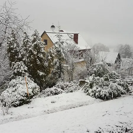 Idyllische Mitten In Der „ Haus Magnolia „