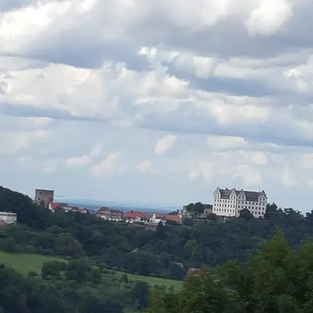 Idyllische Mitten In Der „ Haus Magnolia „ *