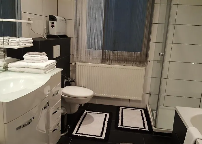 Idyllische Mitten In Der „ Haus Magnolia „ アパート Fischbachtal