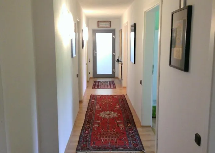 Idyllische Mitten In Der „ Haus Magnolia „